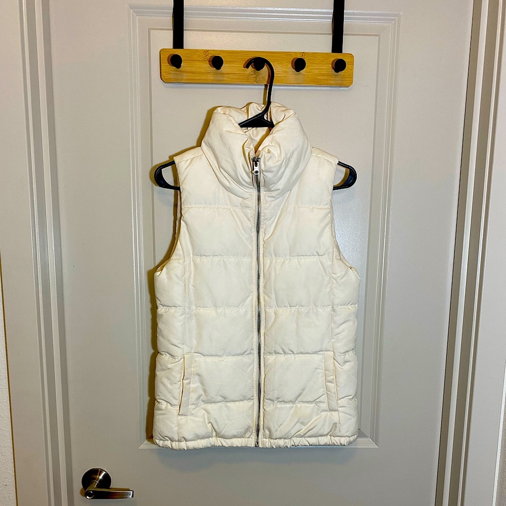 Old Navy White Puffy Vest